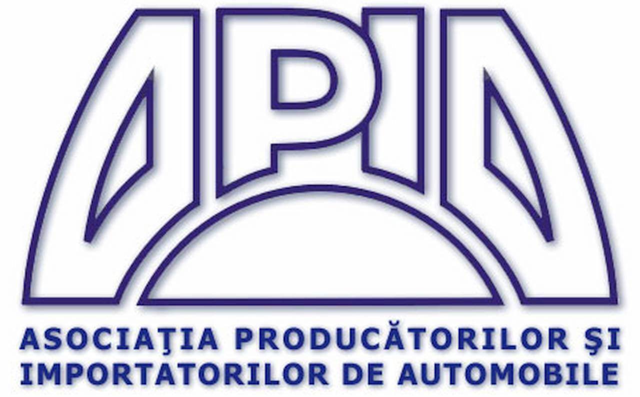 Evoluţia înmatriculărilor de autovehicule